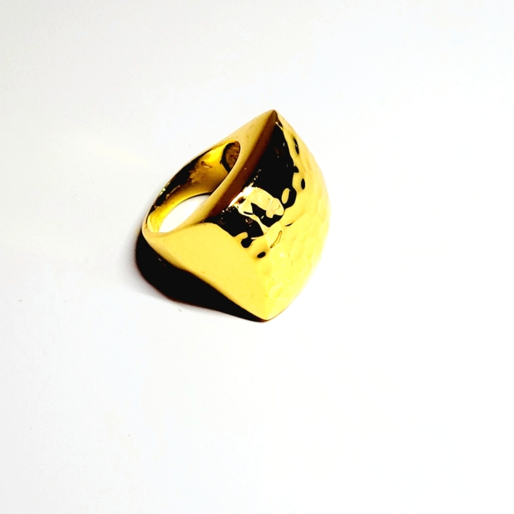 CHUNK RING Chunky Goldtone Sz 8